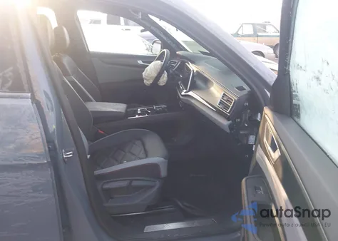 2025 Volkswagen Atlas 2.0T Peak Edition z USA, uszkodzony, nr VIN 1V2CR2CA0SC547949